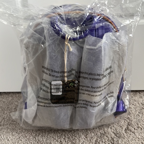 Loungefly Beauty and the Beast Mini Backpack - Picture 4 of 7